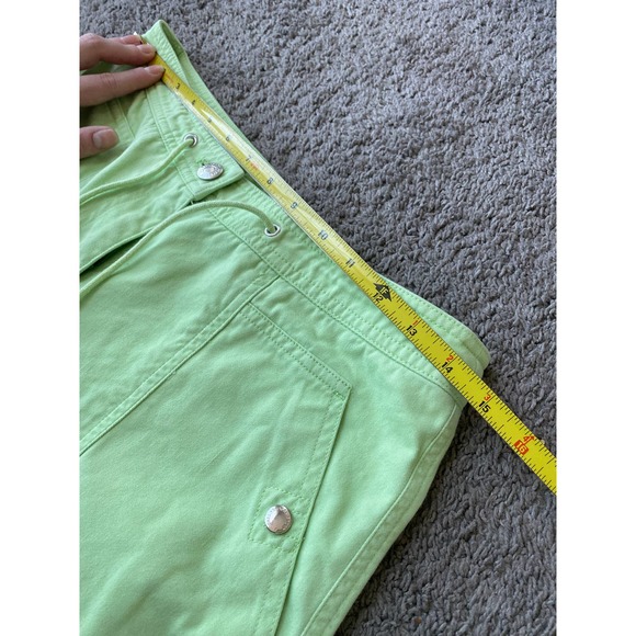 Jones New York lime green lonline drawstring chino shorts, size 4 - Picture 13 of 14